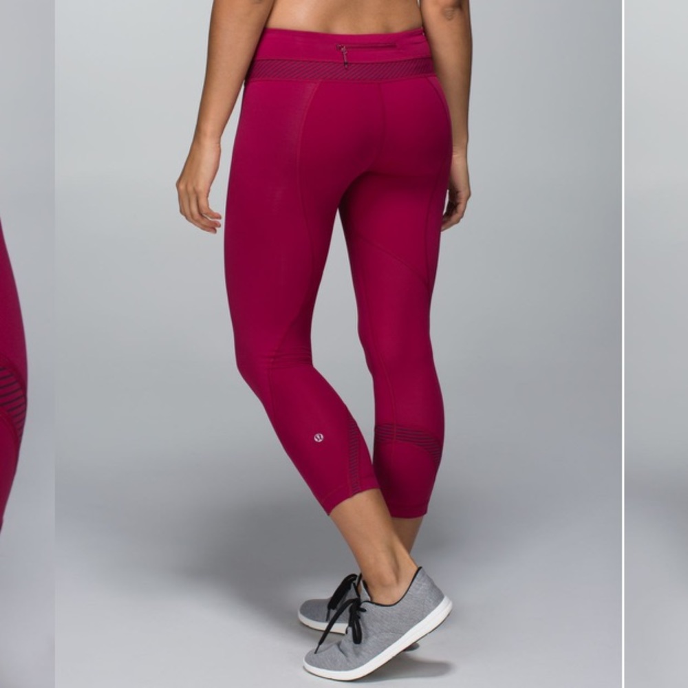 Lululemon Size 4 Inspire Crop II Bumble Berry Maroon Hyperstripe Bordeaux Drama